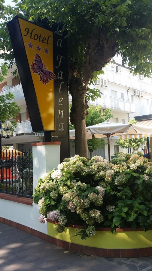 Hotel La Falena Cervia Exterior photo